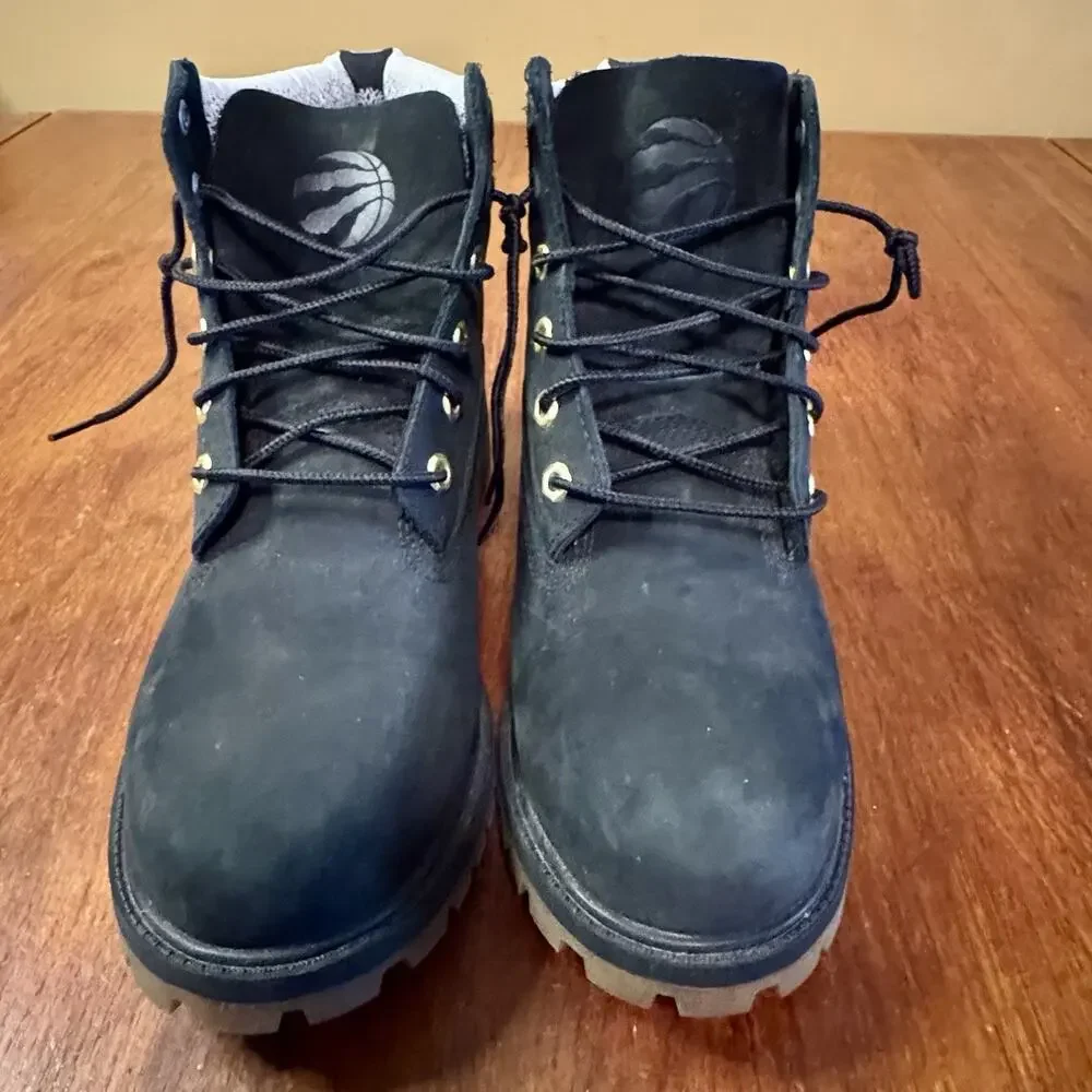 Timberland Boys 7 Blue Suede NBA Boots Canada Maple Leaf PrimaLoft EUC